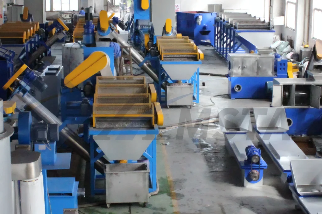 500 KG/H PET Washing Line – washing and separation units arranged on the factory floor
